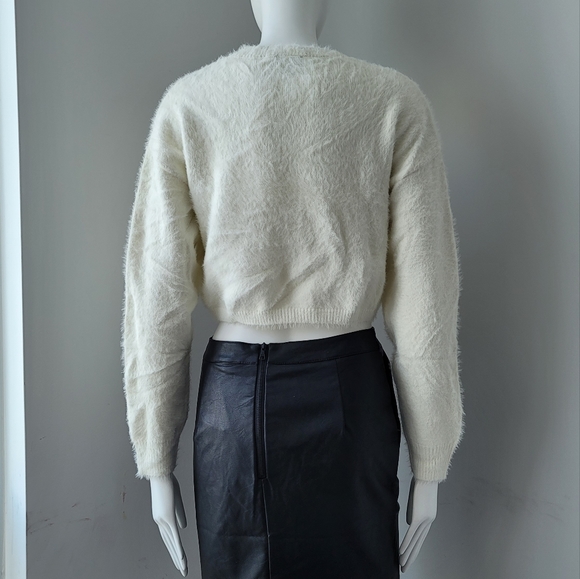NWT Bardot Fluffy Cropped Knit Sweater S - Picture 6 of 11